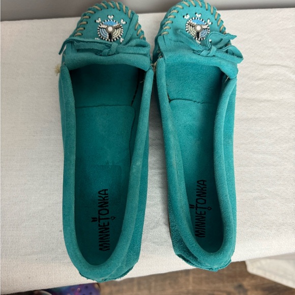 Minnetonka Hand-Beaded Turquoise Moccasins Size‎ 11 - Picture 6 of 8